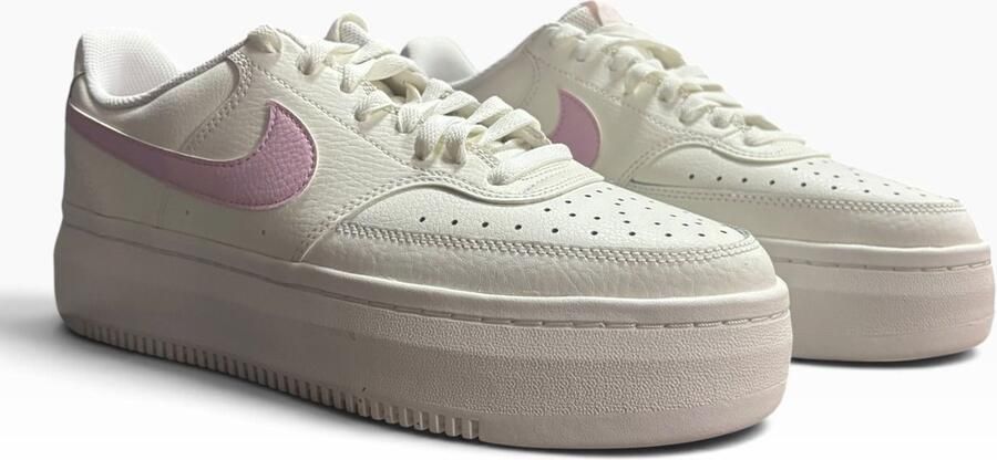 Nike W Court Vision ALTA LTR Vrouwen Sneakers Wit Roze