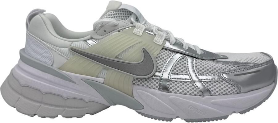 Nike Schoenen V2K Run White Platinum Tint Pure Platinum Metallic Silver- Heren White Platinum Tint Pure Platinum Metallic Silver
