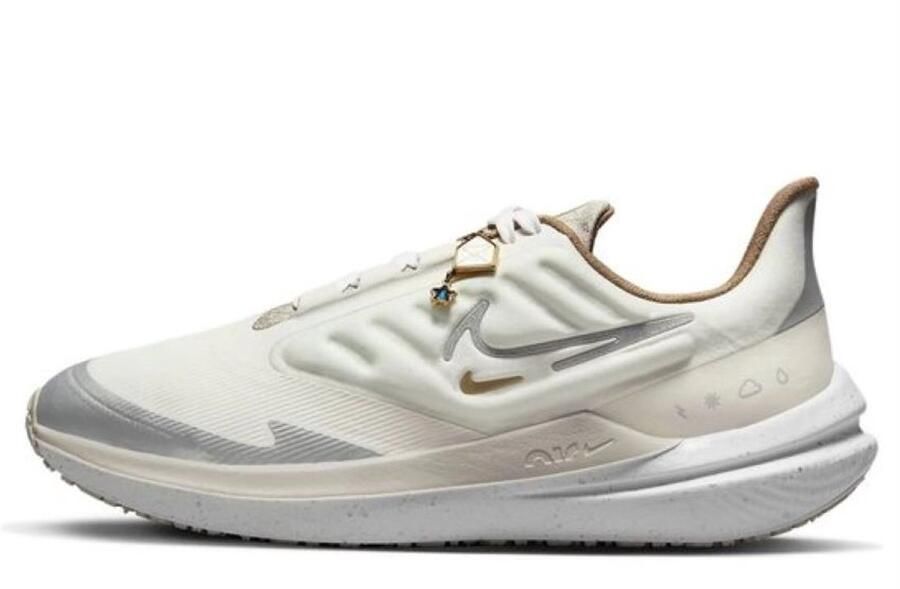 Nike Wmns Air Winflo 9 Shield '