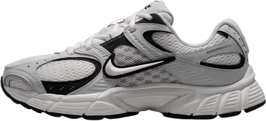 Nike V5 RNR Sail Zwart Vast Grey Sail Wit Zwart V5 RNR Lifestyle Dames Sneakers voor Vrouwen
