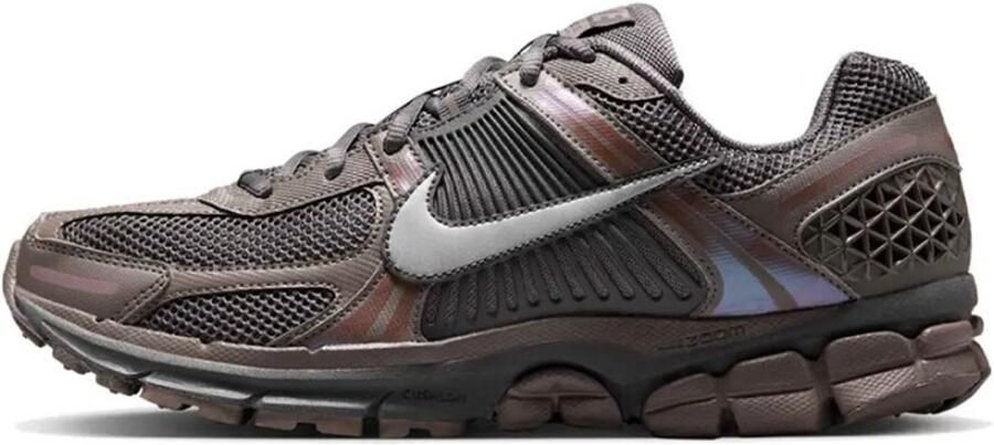 Nike Lage Sneakers Baskets Zoom Vomero 5 Marron