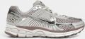 Nike Lage Sneakers Zoom Vomero 5 Metallic Silver Platinum Violet (Women's) - Grijs
