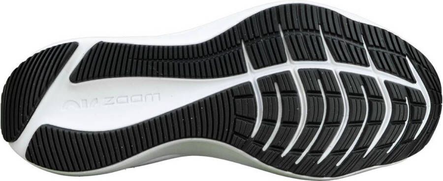 Nike Winflo 8 Hardloopschoenen voor dames (straat) Zwart - Foto 4
