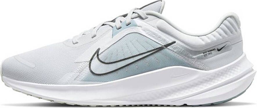 Nike Quest 5 Wit Grijs Sportschoenen Heren