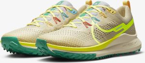 Nike React Pegasus Trail 4 Trailrunningschoenen beige