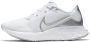 Nike Renew Run Sportschoenen Vrouwen wit zilver - Thumbnail 1