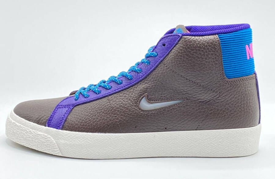 Nike SB Zoom Blazer Mid Premium Skateschoen Bruin