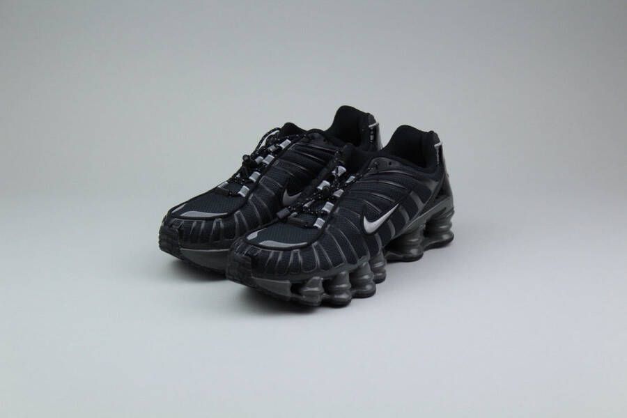 Nike Wmns Shox Tl Sneakers Dames black metallic silver iron grey maat: 40 beschikbare maaten:36.5 37.5 40.5