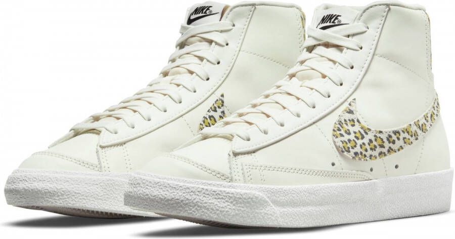 Nike Blazer Mid '77 SE Damesschoen Grijs