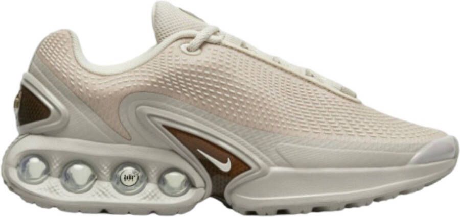 Nike Wmns Air Max Dn Max Dames light orewood brn phantom light iron ore maat: 36.5 beschikbare maaten:36.5 37.5 38.5 39 40.5 41 42