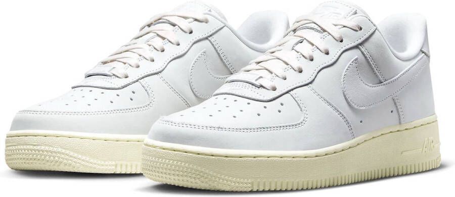 Nike Air Force 1 Premium Summit White Sneaker Schoenmaat EU