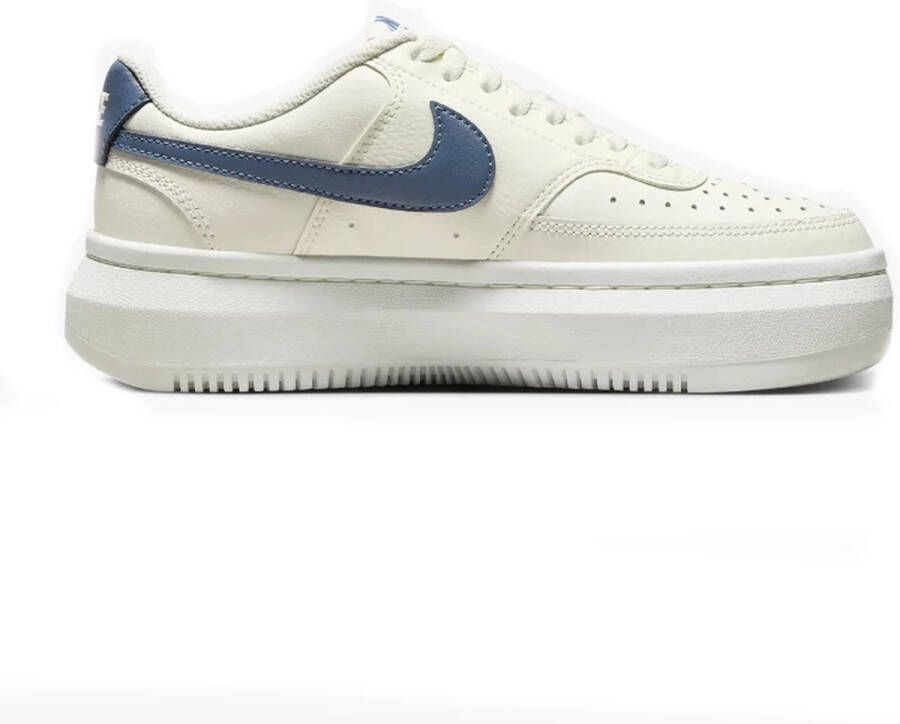 Nike Sportswear Sneakers COURT VISION ALTA Design in de voetsporen van de Air Force 1
