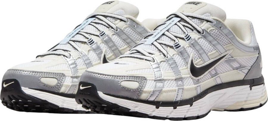 Nike P-6000 Dames Coconut Milk Summit White Metallic Silver Black- Dames Coconut Milk Summit White Metallic Silver Black