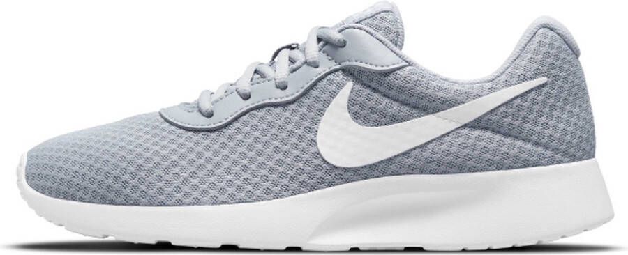 Nike Tanjun Dames Sneakers Wolf Grey White-Barely Volt-Black