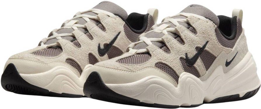 Nike Tech Hera Sneakers Dames
