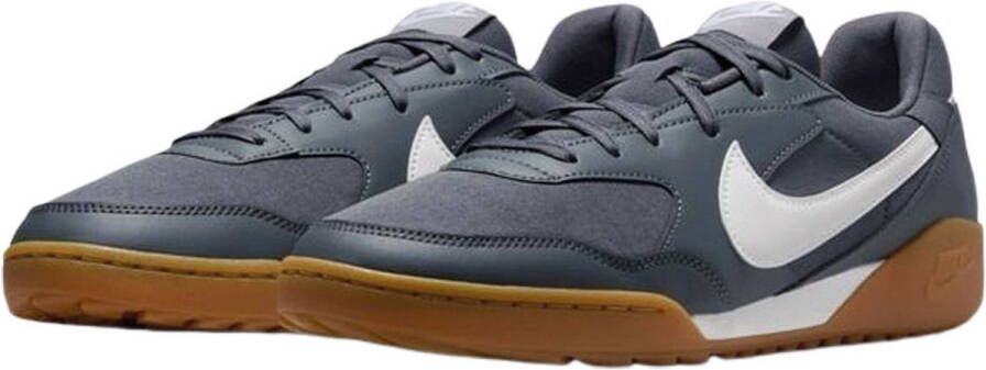 Nike Women's Terra Manta Sneakers grijs