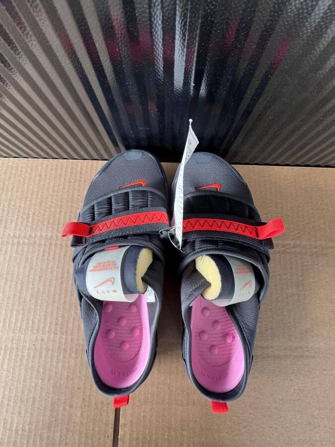 Nike Unieke Sample Slipper Heren Sneaker Zwart Roze Oranje