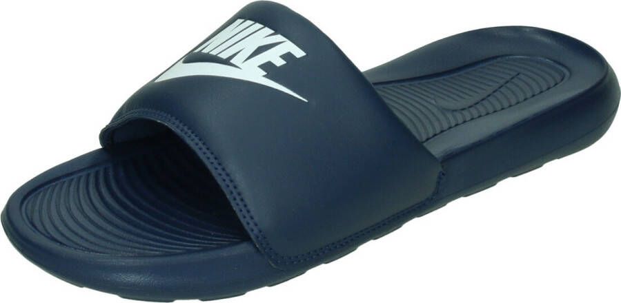 Nike victori one in de kleur marine