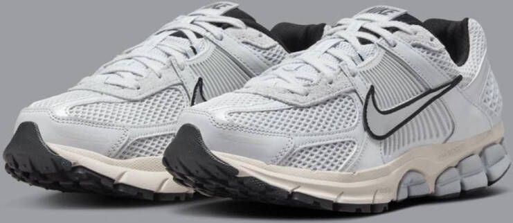 Nike Zoom Vomero 5 Pure Platinum Light Orewood Brown Wolf Grey Chrome- Pure Platinum Light Orewood Brown Wolf Grey Chrome