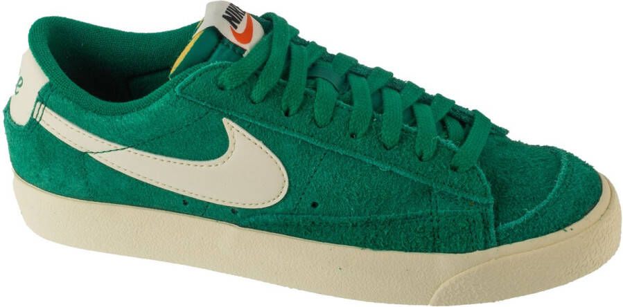 Nike W Blazer Low 77 Vrouwen Groen Sneakers