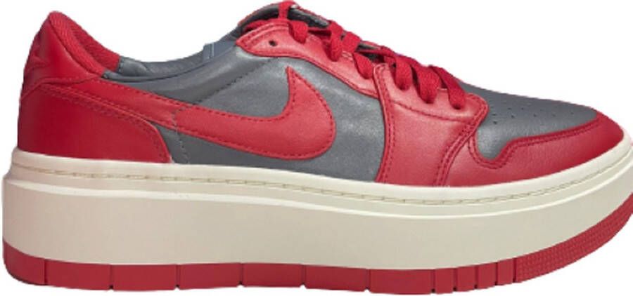 Jordan Wmns Air 1 Elevate Low Basketball Schoenen dark grey varsity red sail maat: 40 beschikbare maaten:37.5 38.5 39 40.5 36.5 41 42