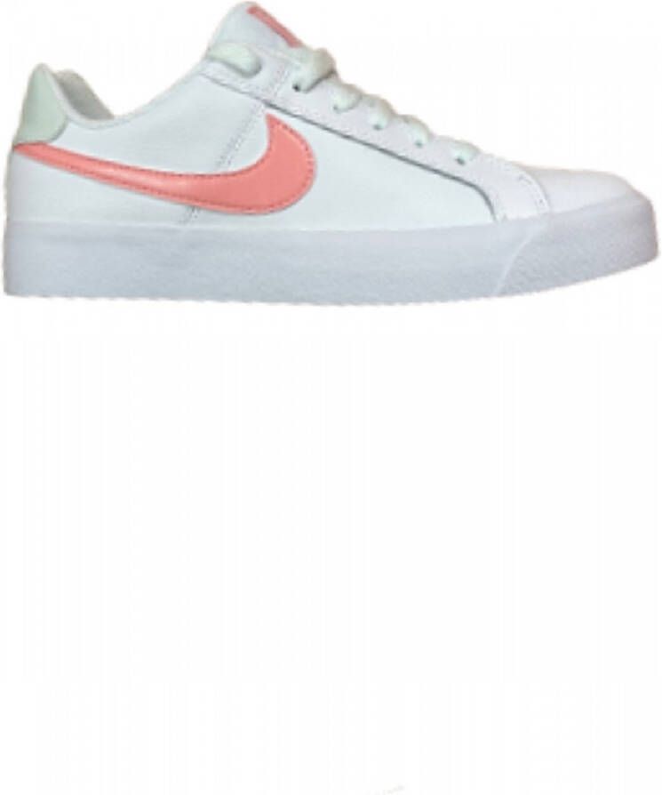 Nike Wmns court royale AC