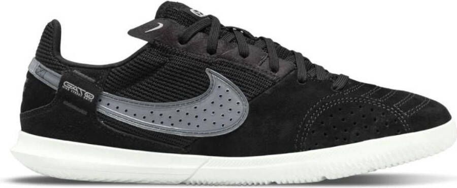 Nike Jr. Streetgato low top voetbalschoenen voor kleuters kids Zwart