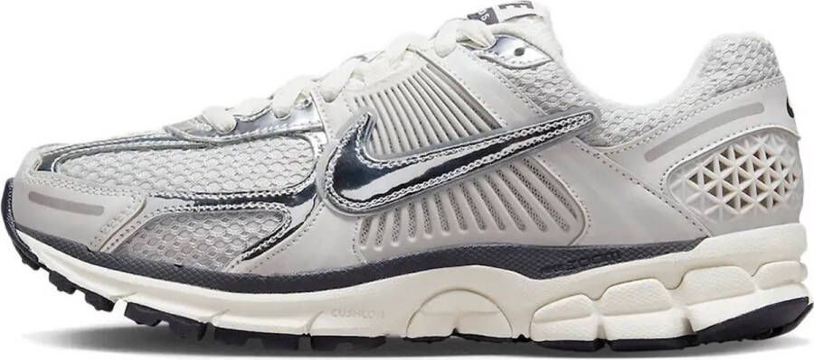 Nike Zoom Vomero 5 Photon Dust Gridiron Sail Chrome- Photon Dust Gridiron Sail Chrome - Foto 3