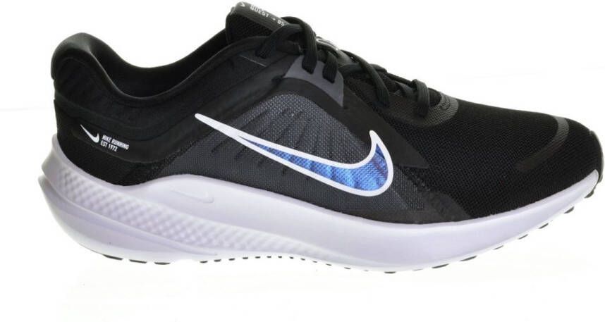 Nike Zwarte Sportschoenen Quest