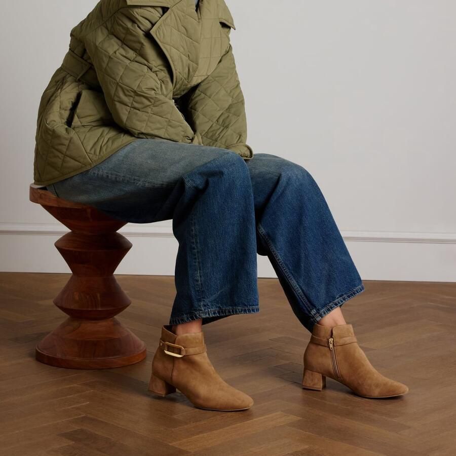 No Stress Dames Beige suède enkellaarsjes met hak