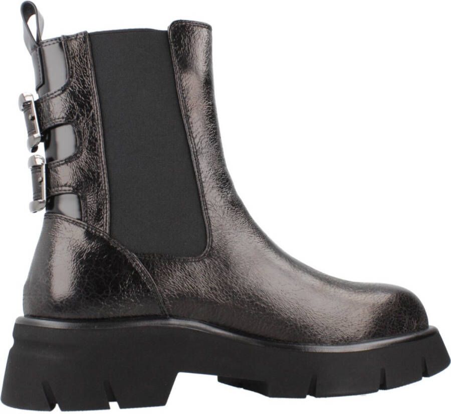 Noa Harmon Grace Chelsea Laarzen