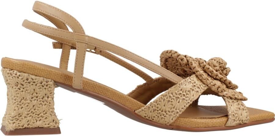 Noa Harmon ABRIL Lichtbruin