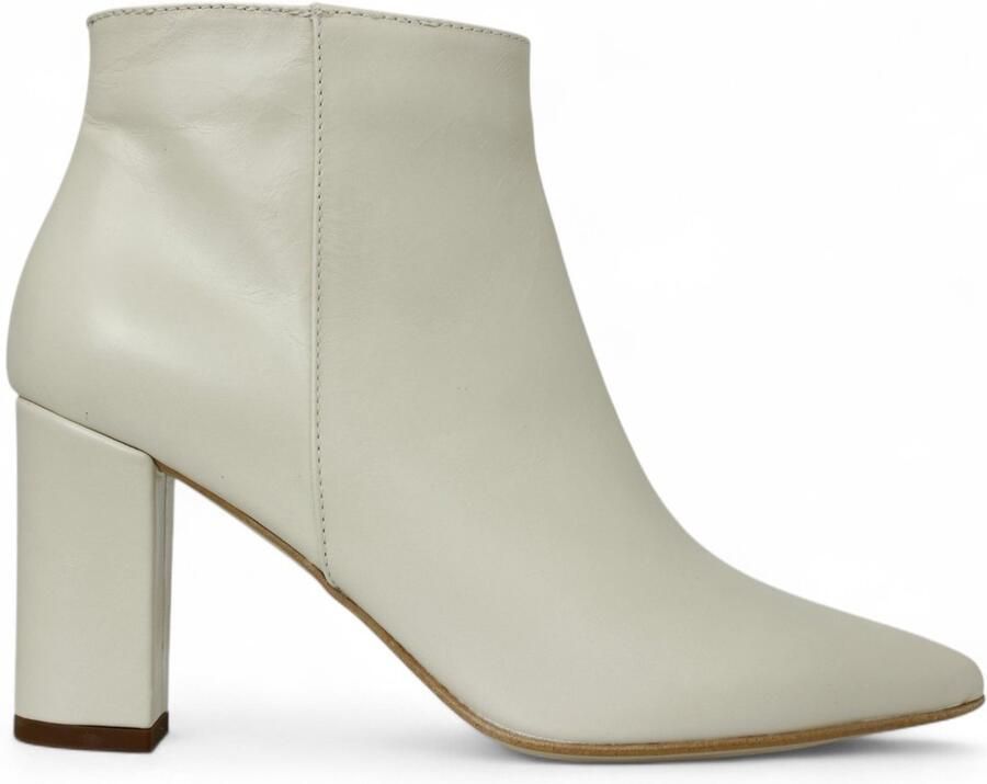 Noë Shoes Nirma Enkellaars Cream Vintage