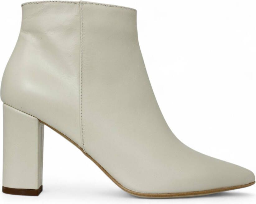 Noë Shoes Nirma Enkellaars Cream