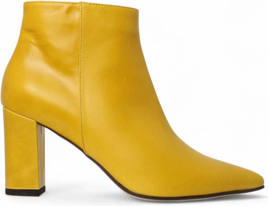 Noë Shoes Nirma Enkellaars Mustard
