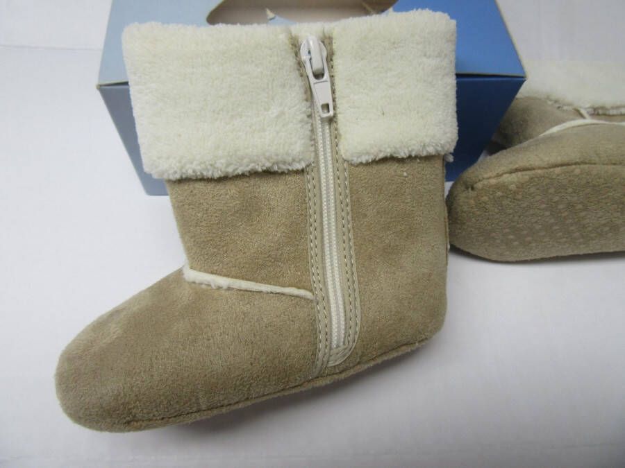 Noukie's Schoentjes Slofjes Laarsjes Beige 6-12 maand