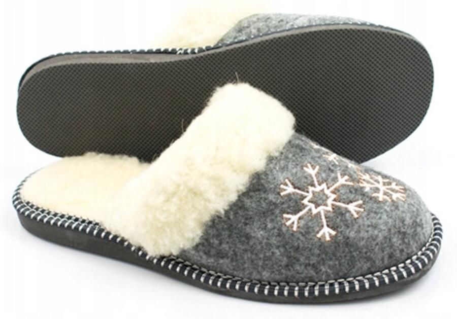 Nowo Dames pantoffels grijs gevoerd met schapenvacht
