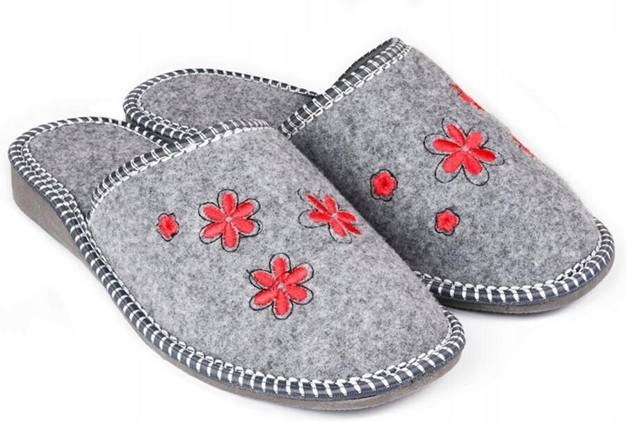 Nowo Dames pantoffels van vilt met rode bloemen