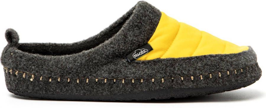 Nuvola. Nuvola- Sloffen Unisex- Mosterd