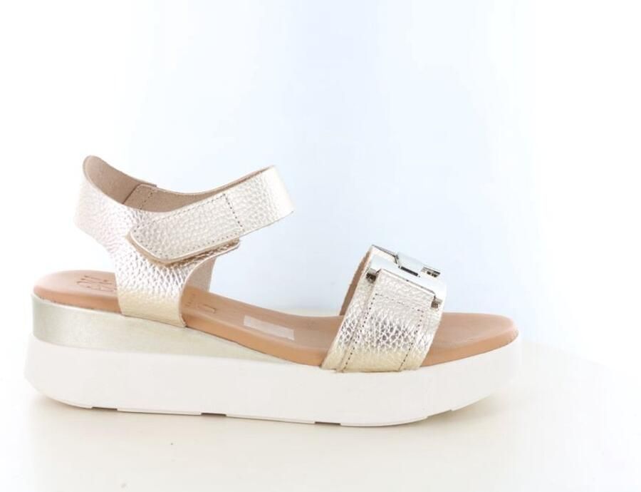 Oh! My sandals O! my Sandals