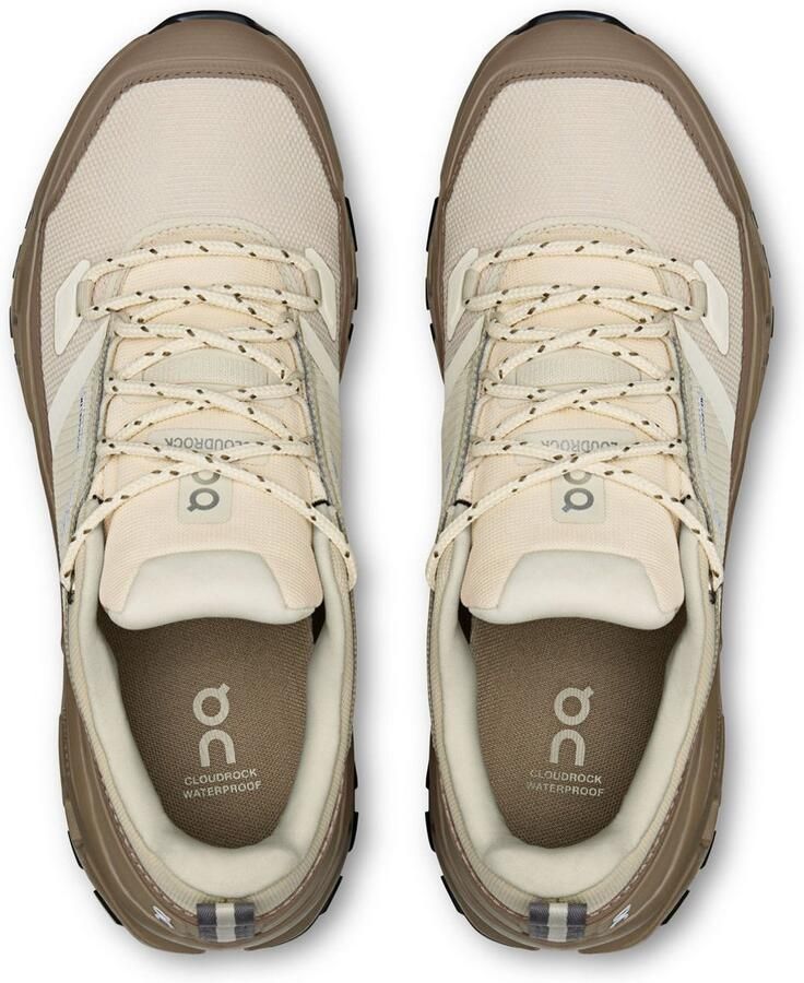 On Women's Cloudrock Low WP Wandelschoenen beige bruin