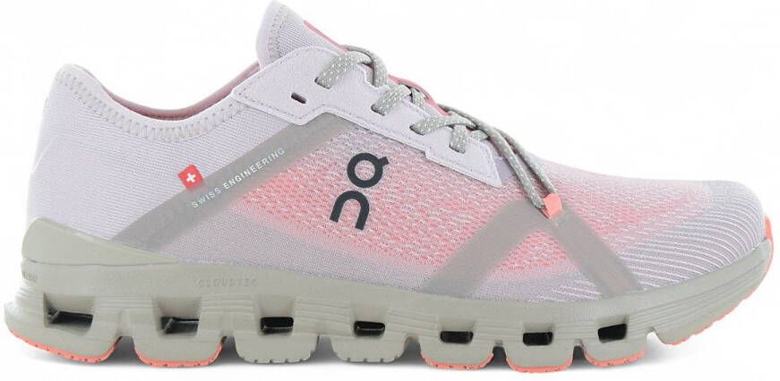 On Running Mauve Salmon Sneaker voor veelzijdige workouts