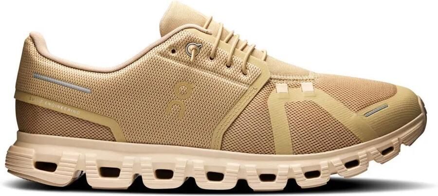 ON Running Cloud 6 Schoenen Beige 1 2 Man