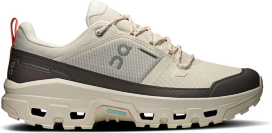 On Women's Cloudrock Low WP Wandelschoenen beige