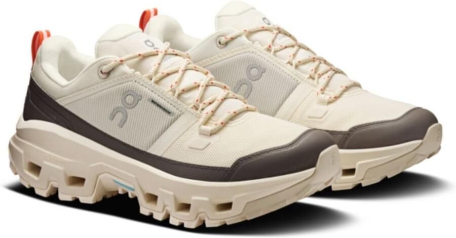 On Women's Cloudrock Low WP Wandelschoenen beige