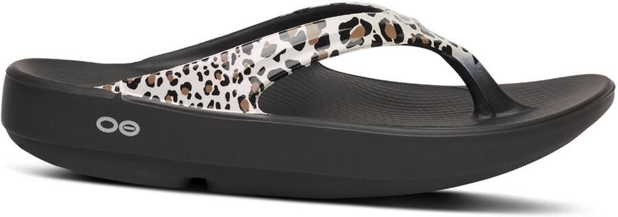 OOfos teenslippers met leopard print OOlala