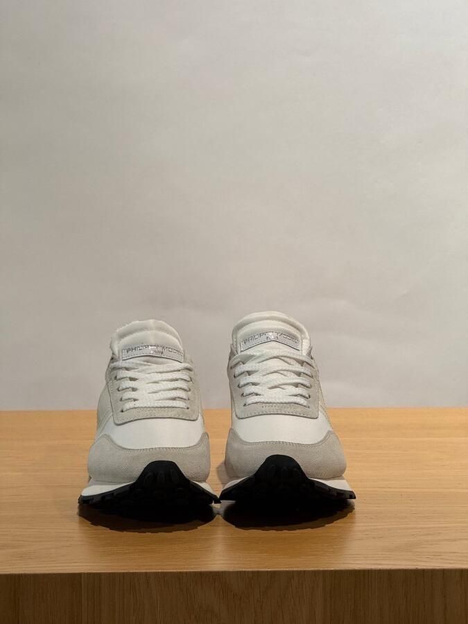 Philippe Model sneakers wit met grijze overlays en fluogele zool voor heren