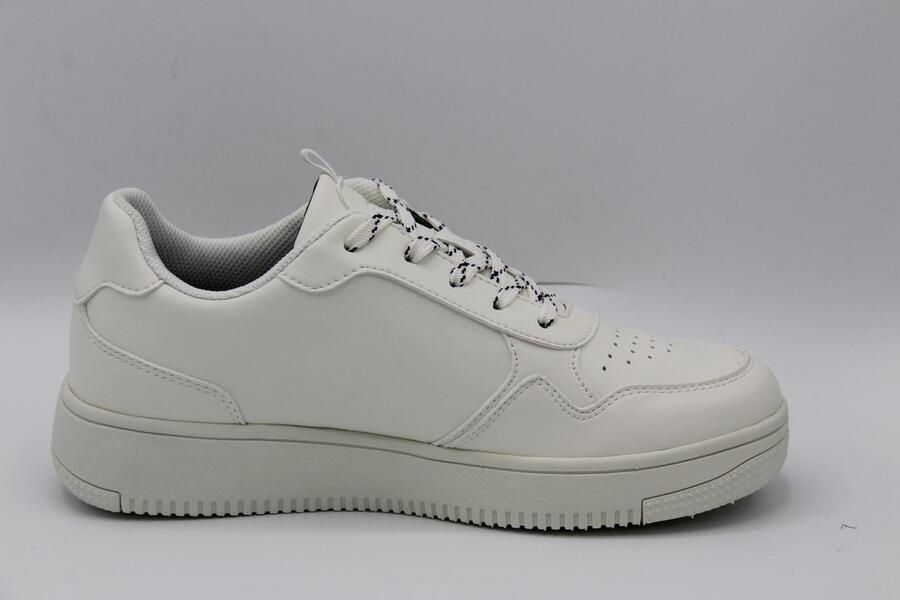 Piedro sport- witte sneaker met witte vlakke zool