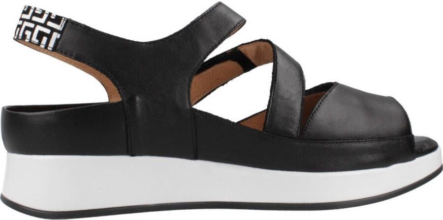 PieSanto 250423P Zwart