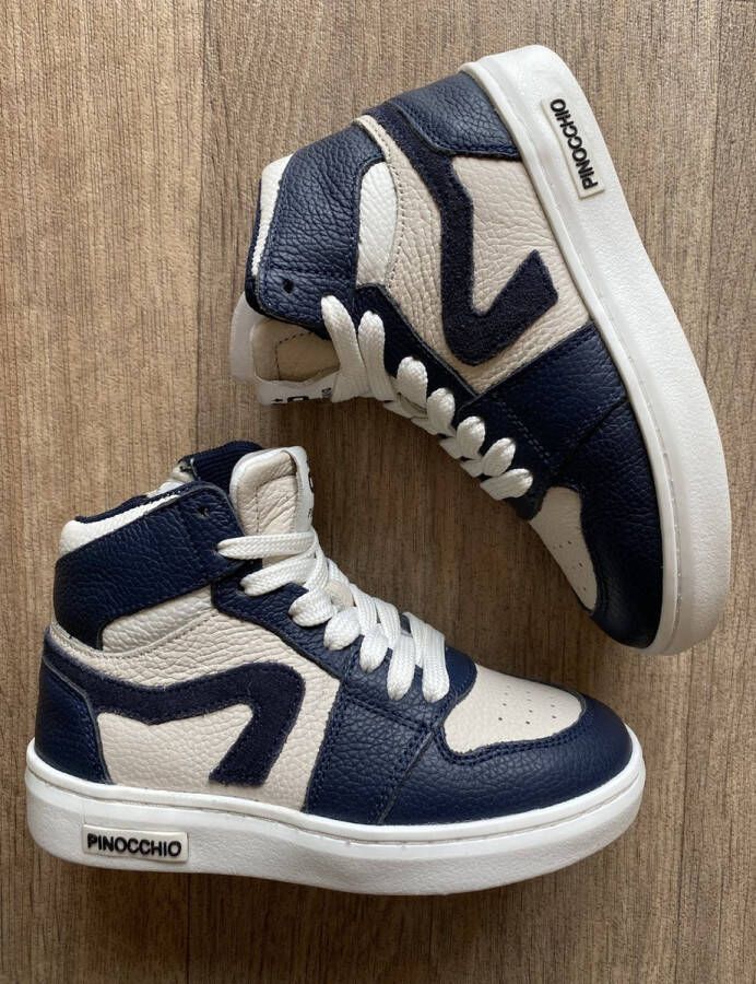 Pinocchio sneaker